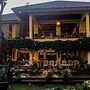 Kayu Arum Resort