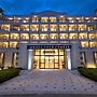 White Rock Castle Suite Hotel & SPA
