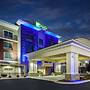 Holiday Inn Express & Suites Lexington Park-California by IHG