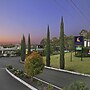 Knox International Hotel & Apartments