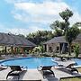 Senetan Villas and Spa Resort