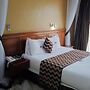 67 Airport Hotel