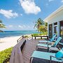 Peaceful Ocean Front Beach House in Bodden Town