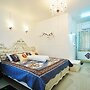 DoiSamoeDao Hostel
