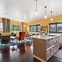 Violet Suites PDX