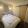 Brand New Dt 1 Br Close To All Edmonton, Canada