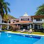 Joya de Pichilingue - Villa con piscina