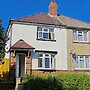 4-bed House in Southampton Ideal For Contractors