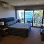Te Kaha Beach Hotel