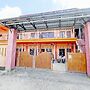 OYO Life 92847 Penginapan Muslim Walker