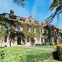 Holbrook Manor & Spa.