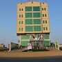 Golden Armada Hotel
