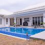 Lake Side Deluxe Villa