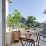 Beachfront apartment Milan with balcony