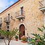 Palazzo Iaquinta - Rooms & Restaurant