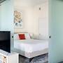 Kasa Welcoming 1 BD Amenity Access Alexandria