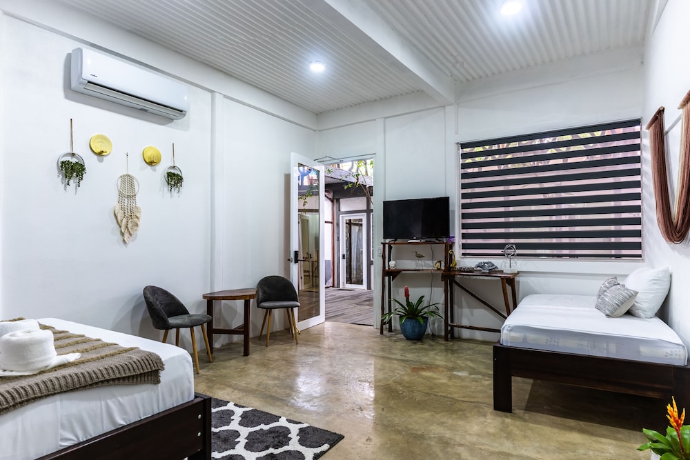 El Deseo Serendipity Hotel