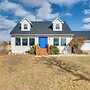 Charming Country Home in Laramie - 4 Mi to UW!