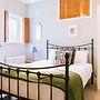 Inviting 1BD Flat - 20 Mins to Brighton Beach!