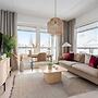 New 2BR Apt with Balcony, Sauna & Great Location