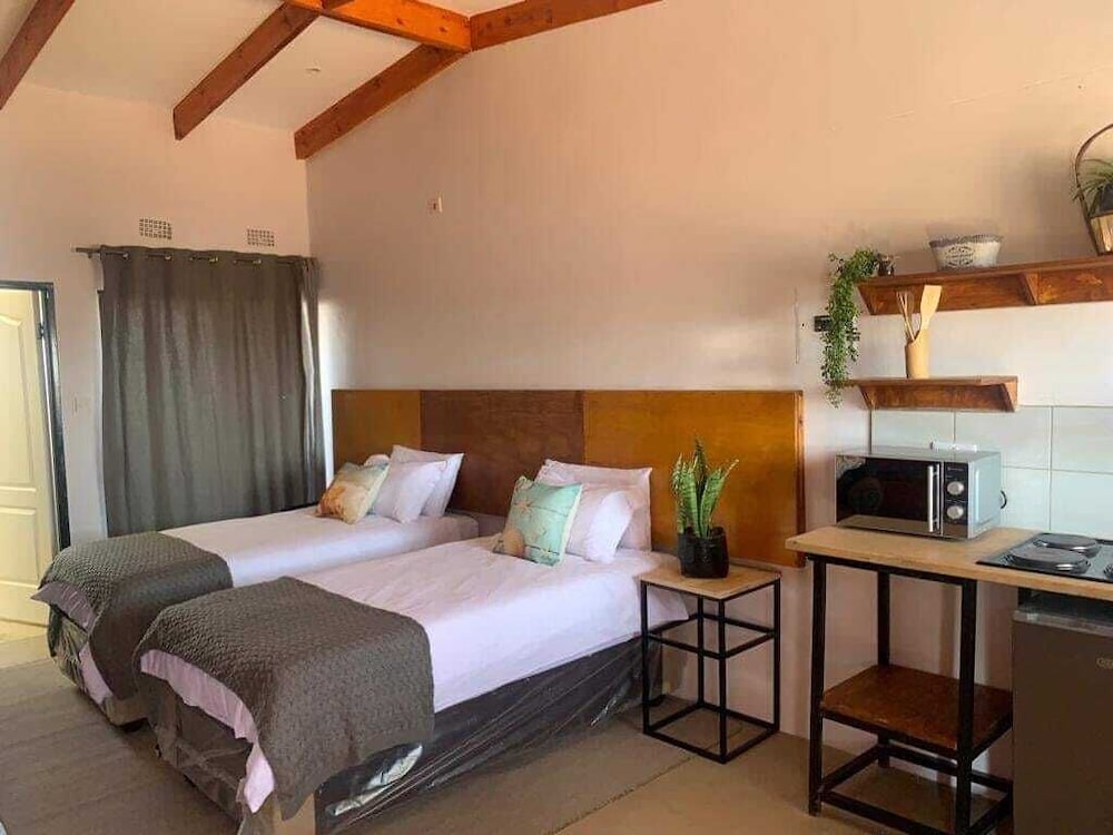Letlhakeng Park-Route Apartments