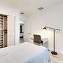 Spacious + Serene Miami Home: Walk to Metrorail!