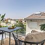 Sanders Cruise - Lovely Studio Apt With Balcony