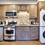Walkable Portland Studio < 1 Mi to Dtwn!