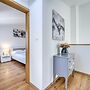 Pool House Edita