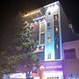 The Superb Hotels