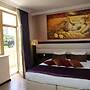 Smith's Boutique Hotel