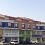 OYO 671 Dar Lavina Obhur Serviced Uints