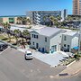 Daytona Shores Inn & Suites