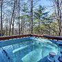 Peaceful 2br in Mountains w/ Private Hot Tub!
