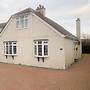 Family Home Three bed House Near the Beach