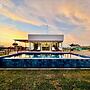 HOP Aruba Exclusiva Oasis y Playa en Chincha