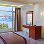 ORO Plaza Hotel