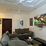 Star Light Apt #3 - The Retreat Apartments