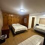 Country Cabin Motel
