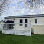 3 Bedroom Stunning Lodge Manor Park Linen Inc