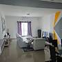 Inviting 5-bed Apartment in Luanda