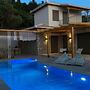 Zephyros Villas - Agios Nikitas