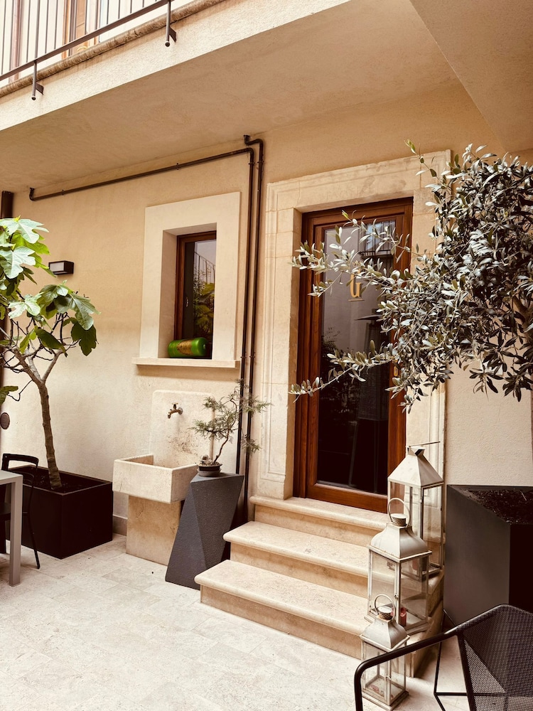Albergo Diffuso Ginevra Boutique Rooms