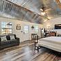 Wine Country Cottage With Scenic Hill Country Views
