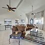 Casa Blanca: Hot-tub, Fire Pit, Hill Country Views