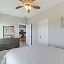 Easy Interstate Access: Quiet Houston Home!
