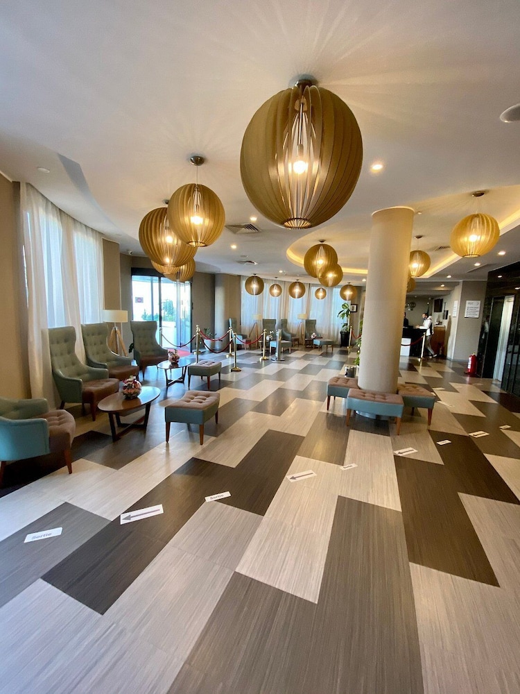 Hotel Zenith
