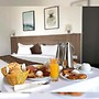 Hotel Vendome Khaled