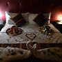 luxury camp jumeirah resort