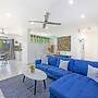 Zen Offshore Front Porch Lawn Outdoor Dining